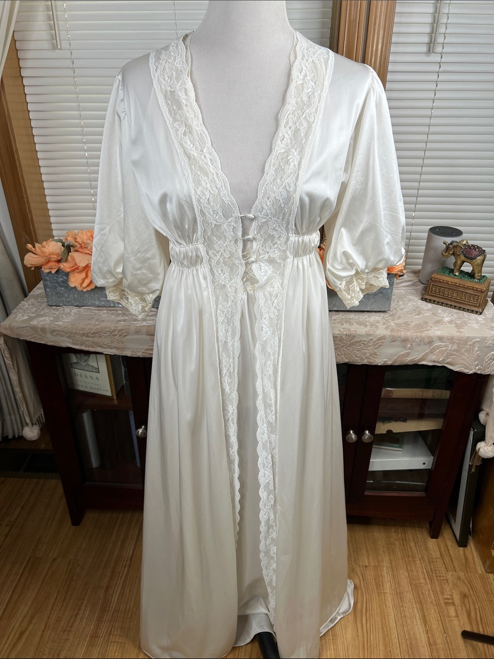 Vintage Y2K Miss Elaine Peignoir Set Size Medium